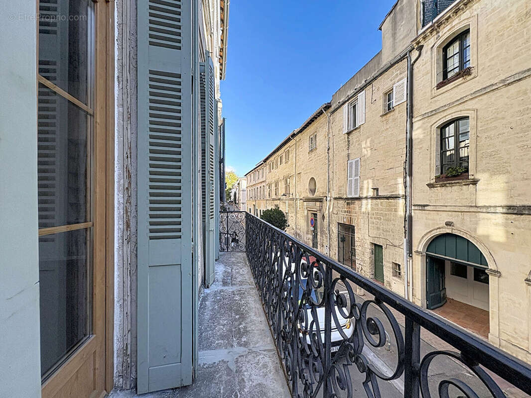 Immeuble  Avignon Intra Muros 7 pièce(s) 255 m2 - photo 3