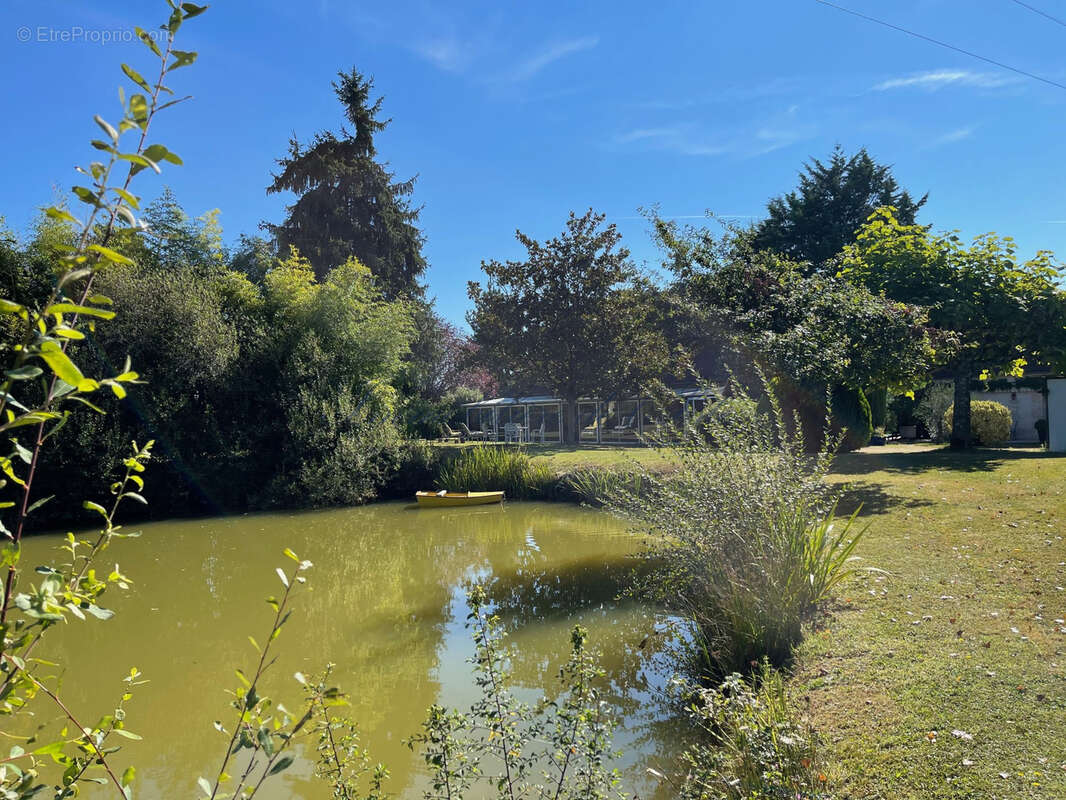 Maison à LA DOUZE