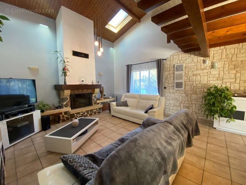 Maison à LE TAILLAN-MEDOC