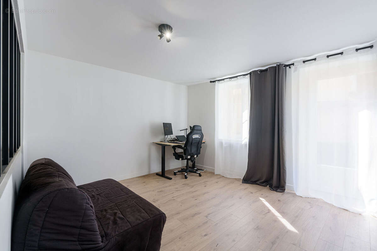 Maison Amou 5 pièce(s) 131m2 - photo 10