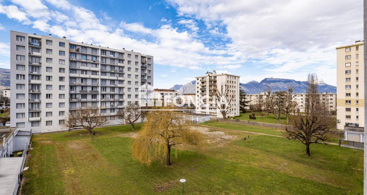 Appartement à ECHIROLLES