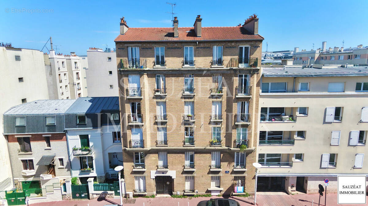 Appartement à MONTROUGE