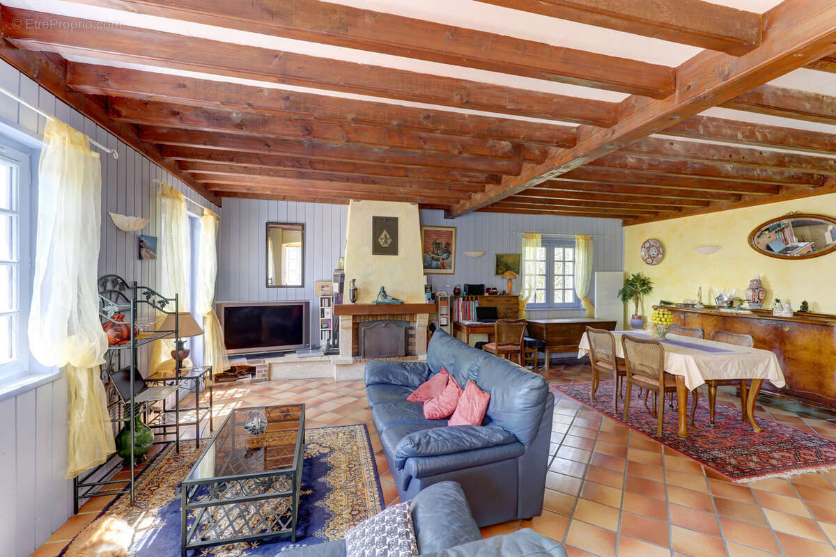 Maison à CHANONAT