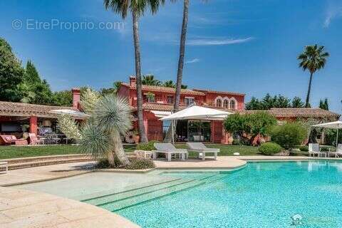 Maison 385 m² à Mougins  - photo 2