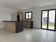 Maison à COGNAT-LYONNE