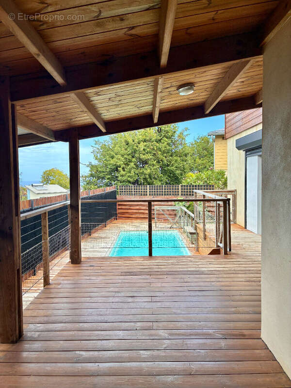 villa T5 avec piscine quartier grand fond à Saint-Leu - photo 8