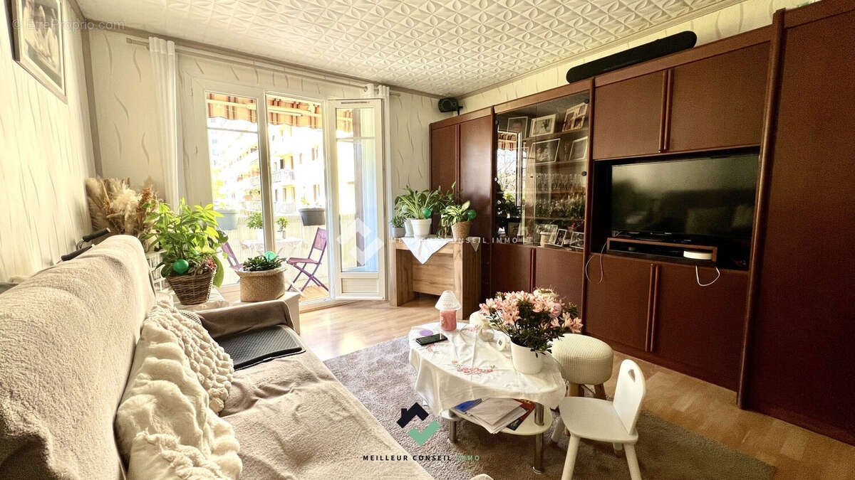 Appartement à CHOISY-LE-ROI
