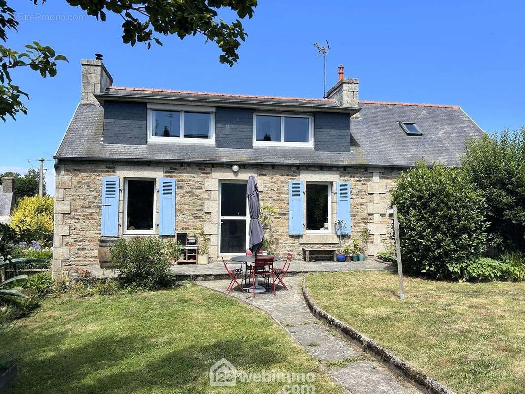 Maison 120 m² à Tredrez-Locquemeau  - photo 2