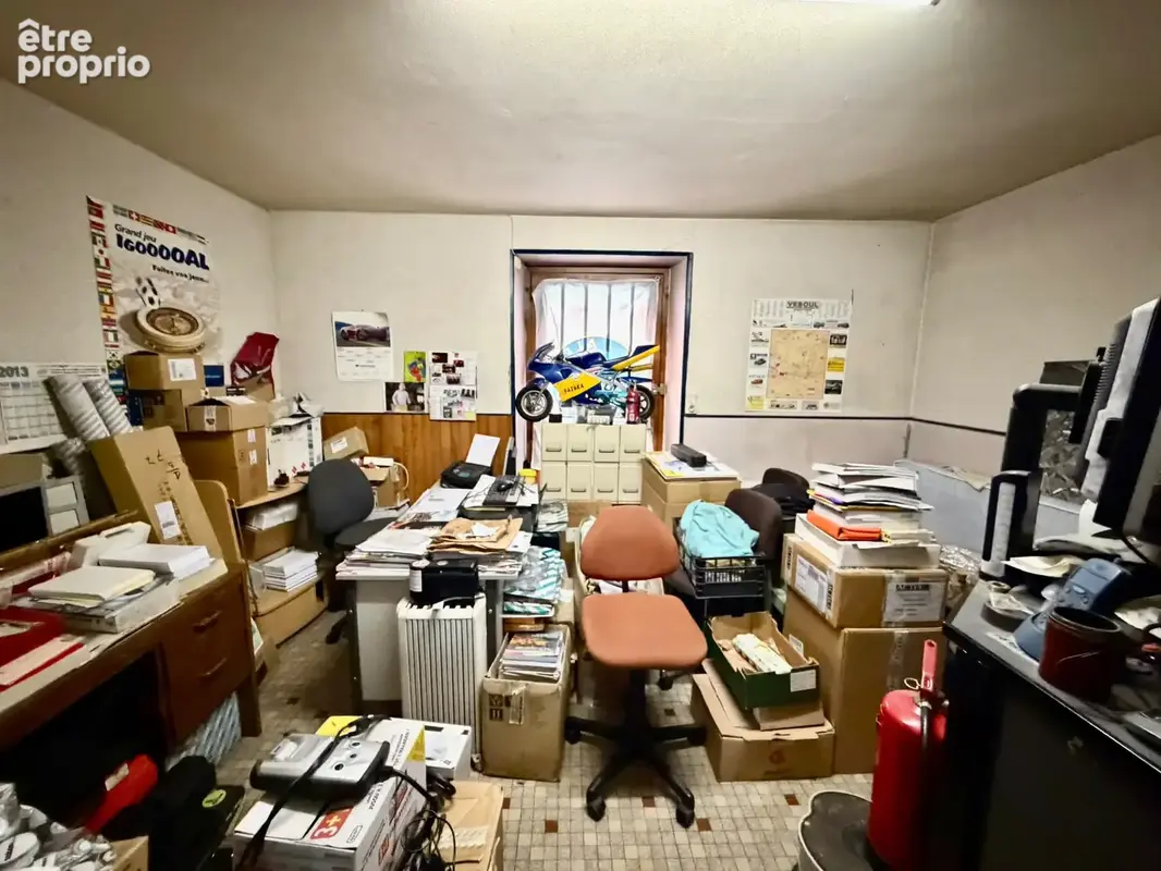 Vente immeuble avec garage automobile et appartement T6 VESOUL - photo 10