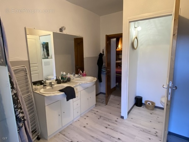 Maison à NANTEUIL-EN-VALLEE