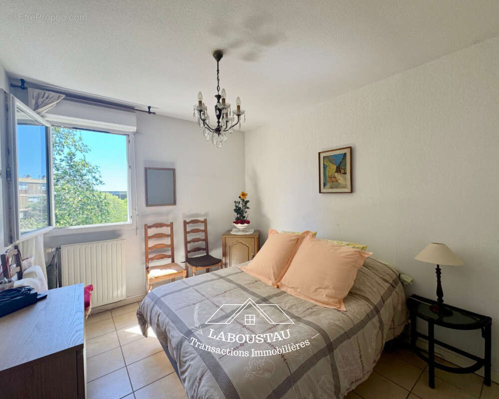 Appartement à MARSEILLE-15E