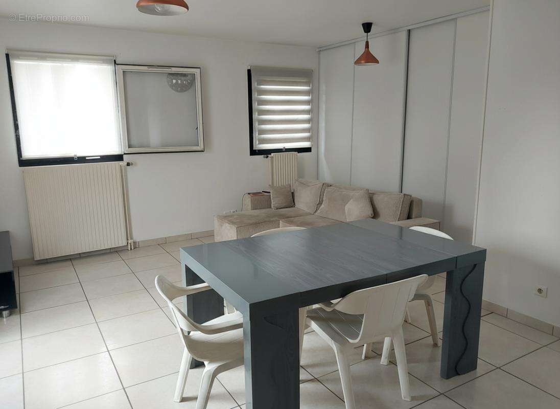 Appartement à VENISSIEUX
