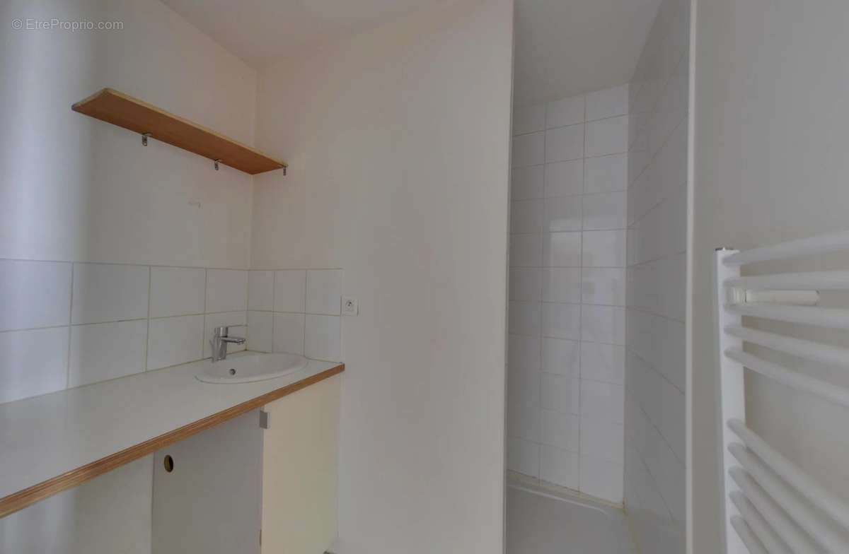 Appartement à FONTAINE