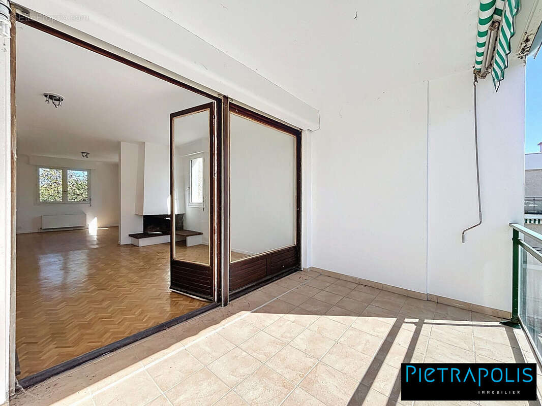 Appartement à TASSIN-LA-DEMI-LUNE