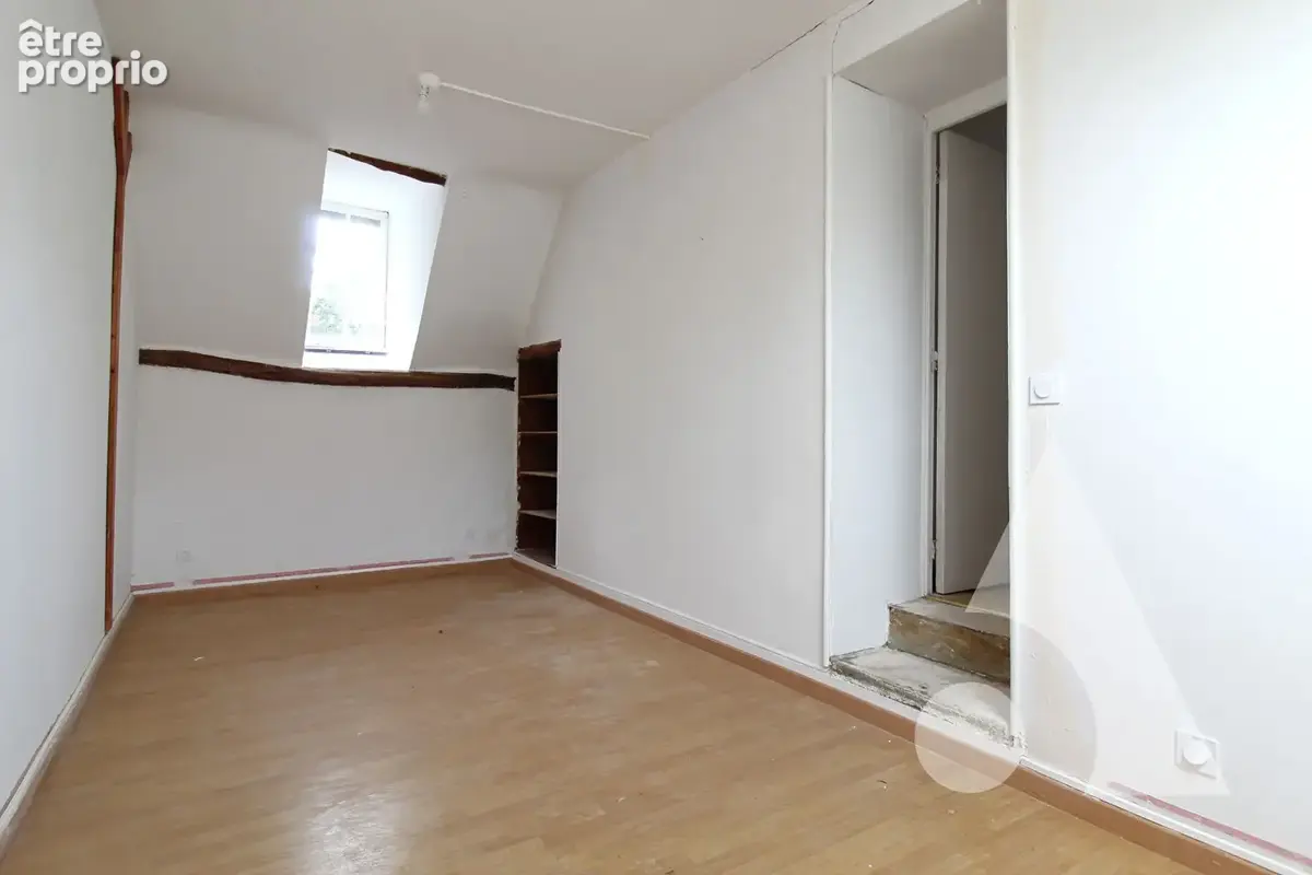 Maison Secteur Pierrefonds 6 pièce(s) 138 m2 - photo 12
