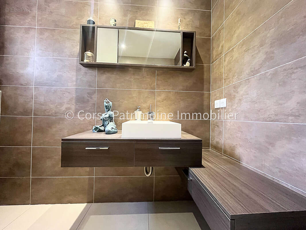 Maison à PORTO-VECCHIO