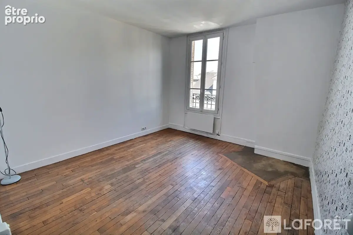 Appartement à LA GARENNE-COLOMBES