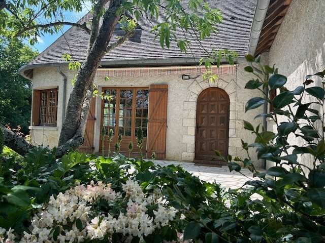 Maison à LA BAZOCHE-GOUET