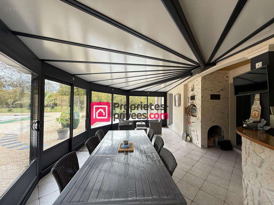 Maison à FONTEVRAUD-L&#039;ABBAYE