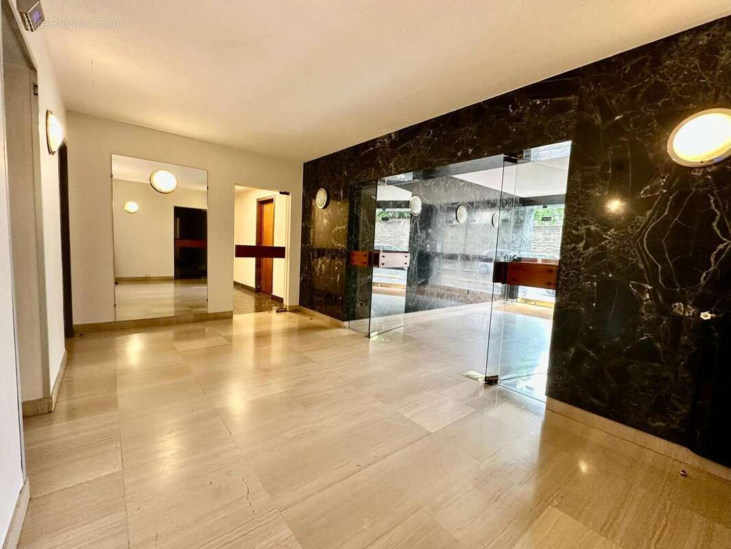 Photo 7 - Appartement à PARIS-16E