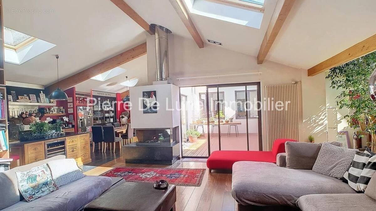 Maison à CALUIRE-ET-CUIRE