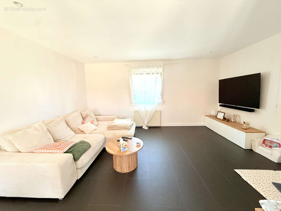 Tressange - maison individuelle de 95 m2 sur 6.30 ares - photo 4