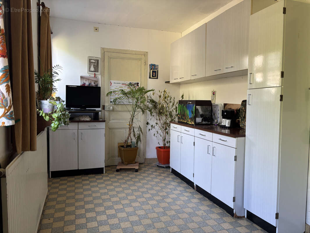 Maison à MAUVES-SUR-HUISNE