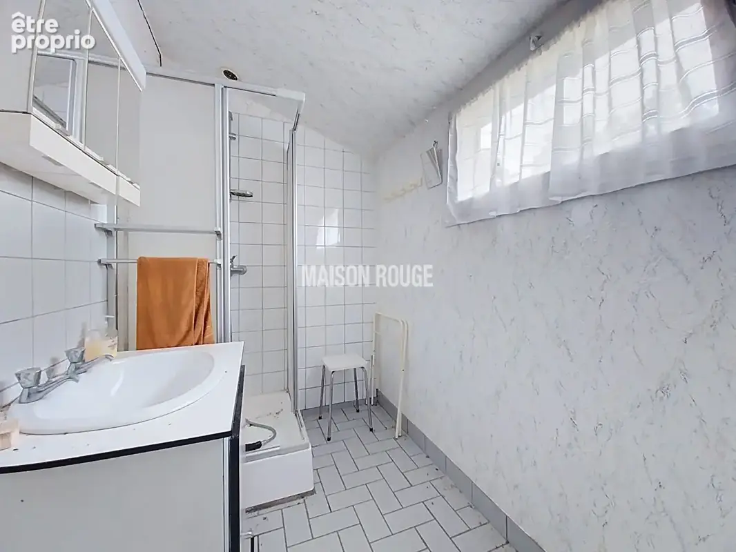 Pludual ,belle propriété familiale avec 4 chambres, gîte et 4 800 m² de terrain - photo 25
