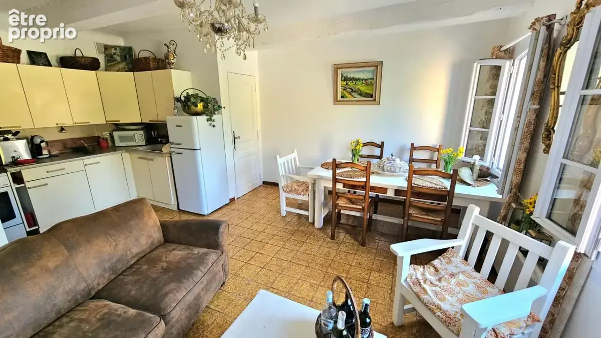 Appartement T2 lumineux de 47 m² ? Au coeur de Claviers , Var - photo 2