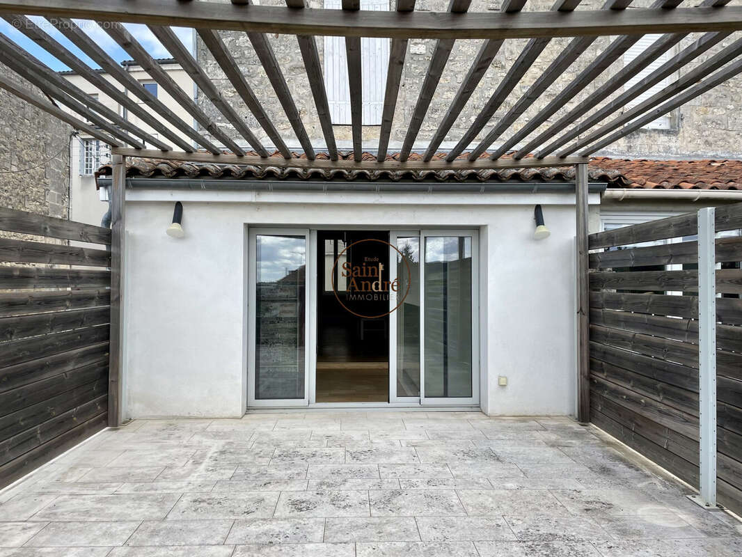 Maison 105 m² à Angouleme  - photo 4