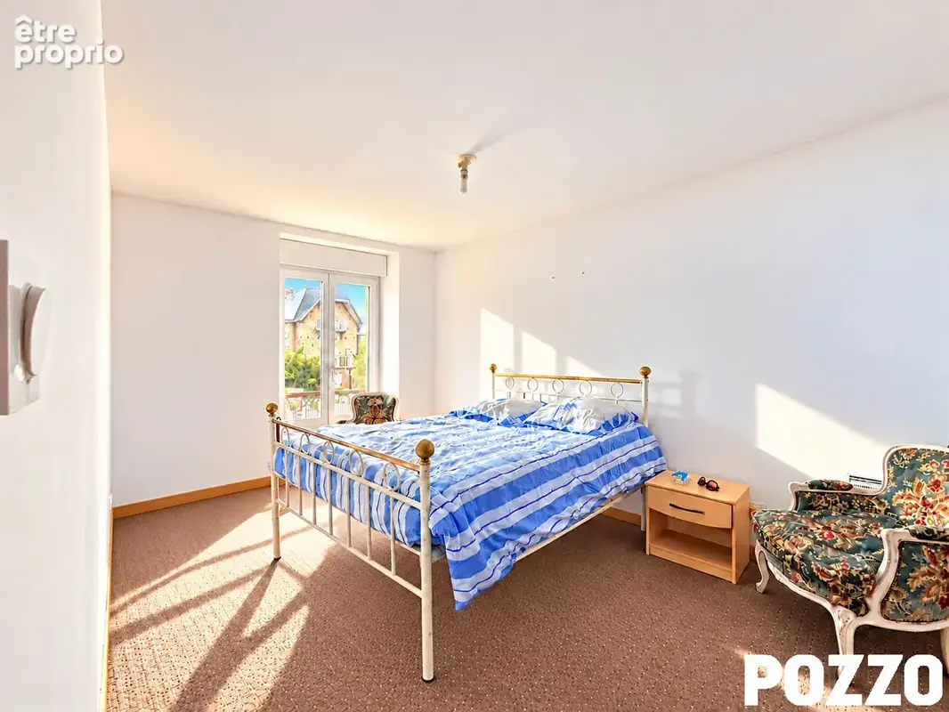 DONVILLE LES BAINS : Maison 5 pièces à vendre - photo 9