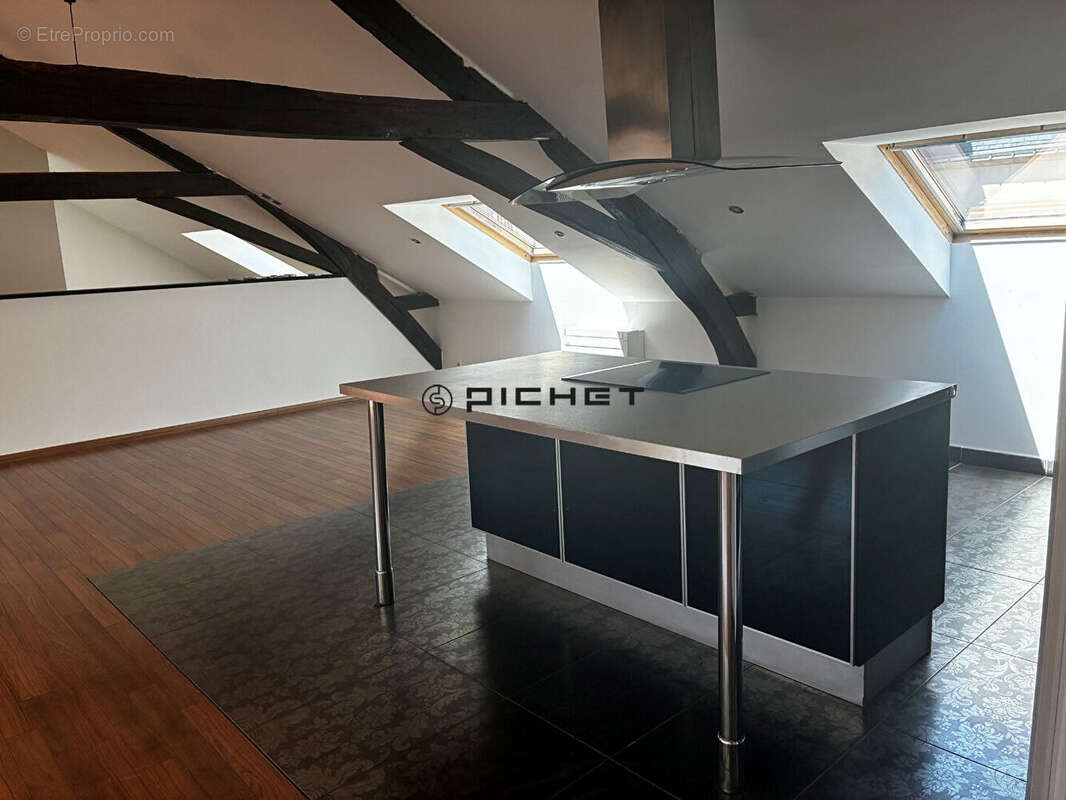 Appartement Le Mans 4 pièce(s) 128 m2 - photo 2