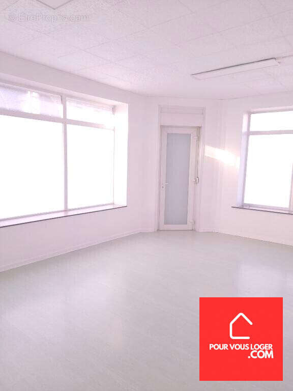 Appartement 150 m² à Sin-Le-Noble  - photo 4