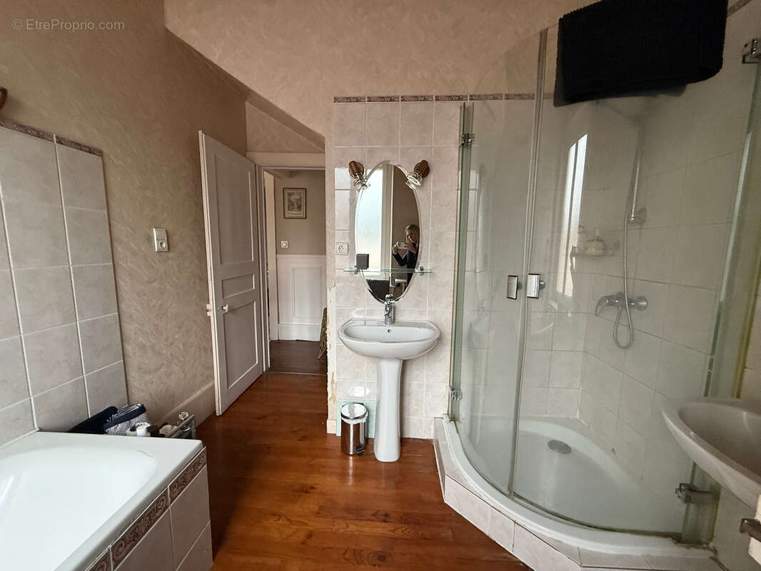 Maison à REMIREMONT