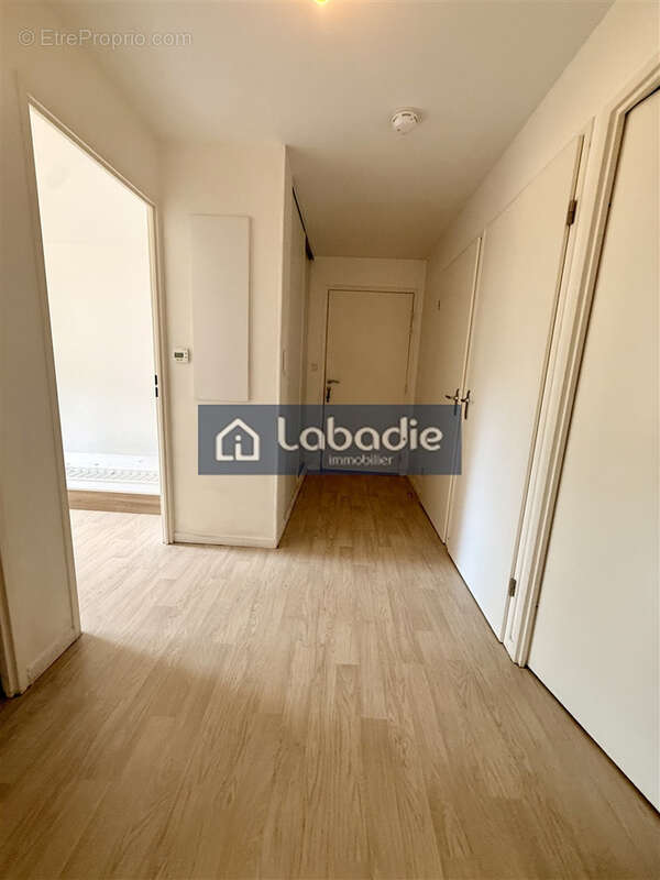 Appartement 61m2 -  rez-de jardin - 3 pièces - photo 4
