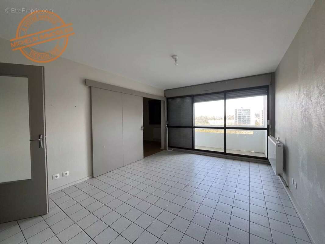 Appartement à LYON-5E