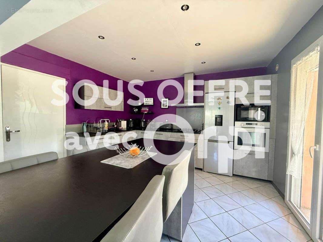 Maison à LA TERRASSE