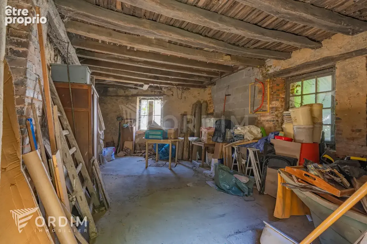 Maison ancienne pleine de charme avec atelier, dépendance et terrain - Moutiers-en-Puisaye - photo 13