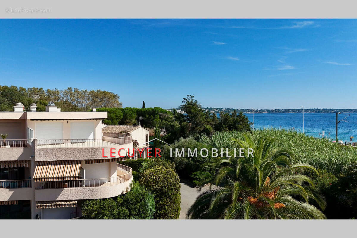 Appartement à VALLAURIS