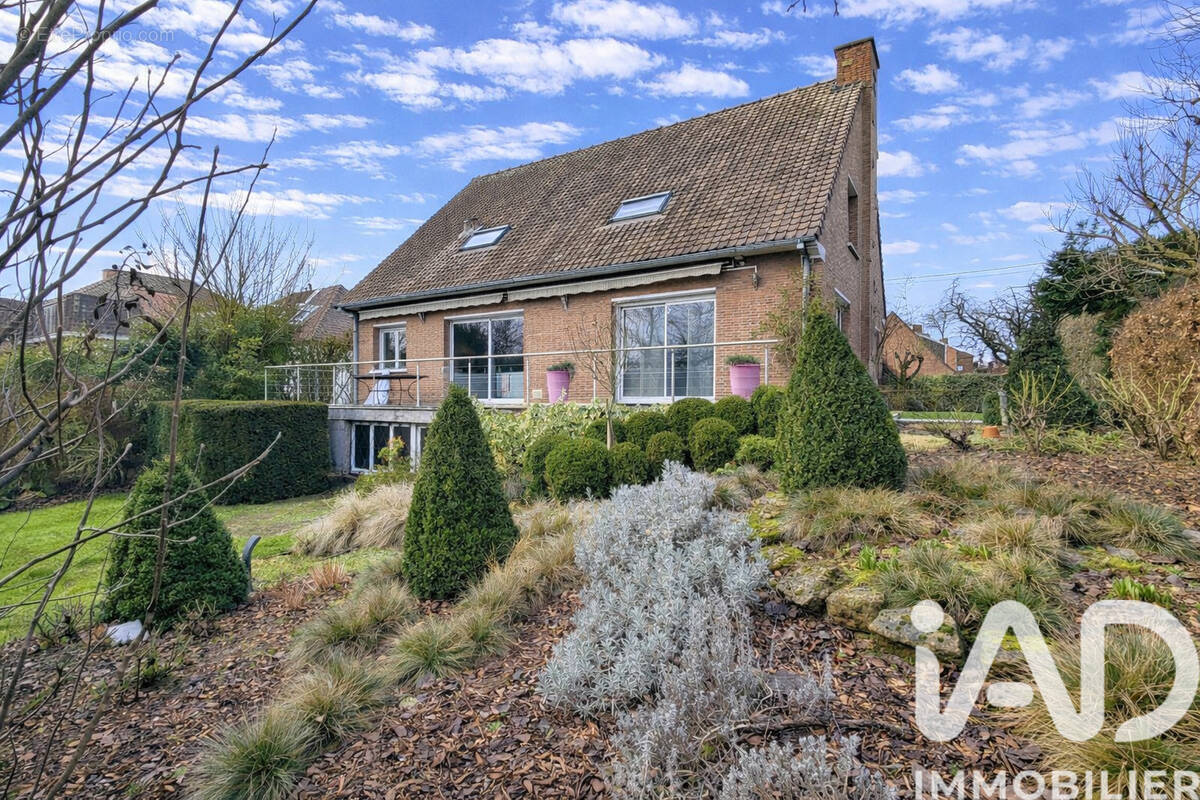 Photo 1 - Maison à EMMERIN