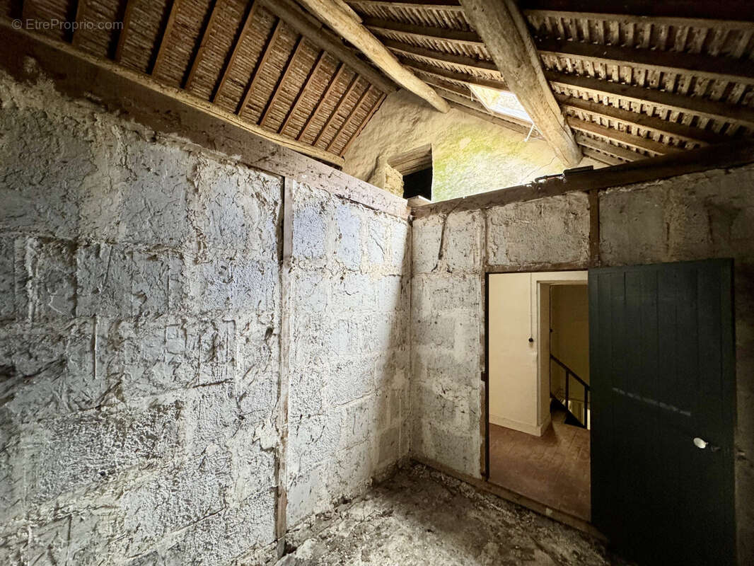 Maison à COULOMMIERS