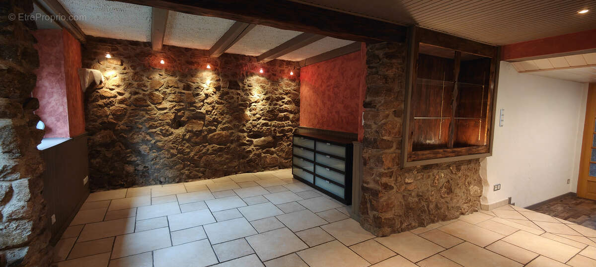 Maison à NEUVILLER-LA-ROCHE