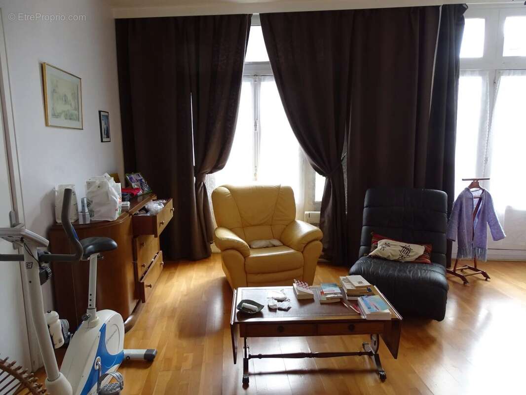 Appartement à MONTCEAU-LES-MINES