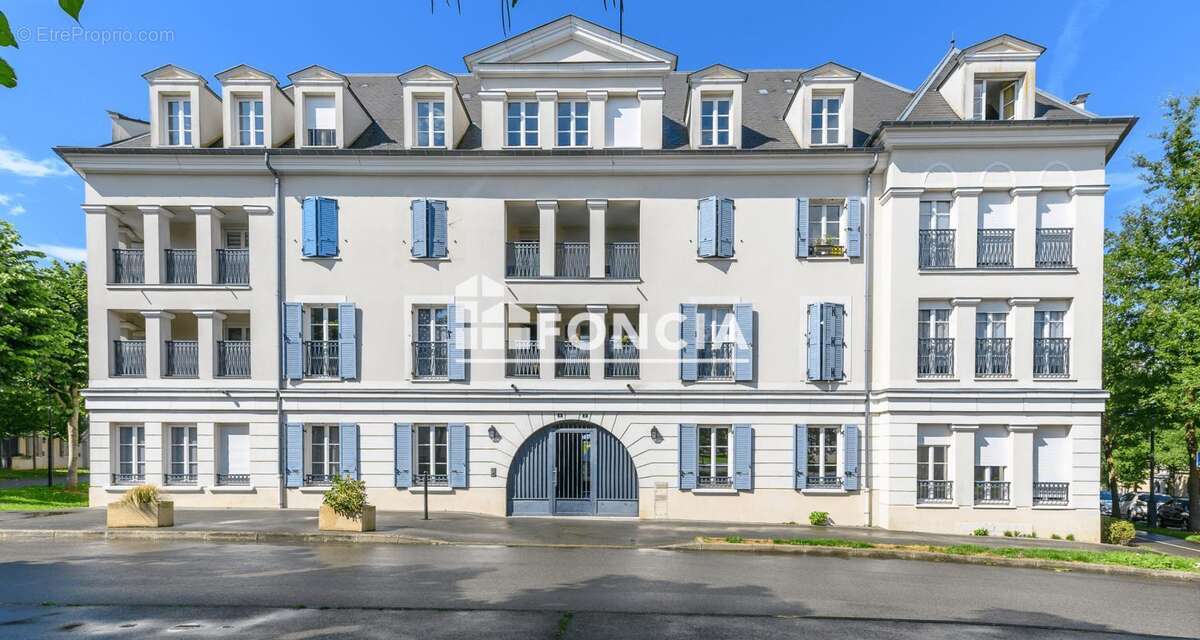 Appartement à MAGNY-LE-HONGRE