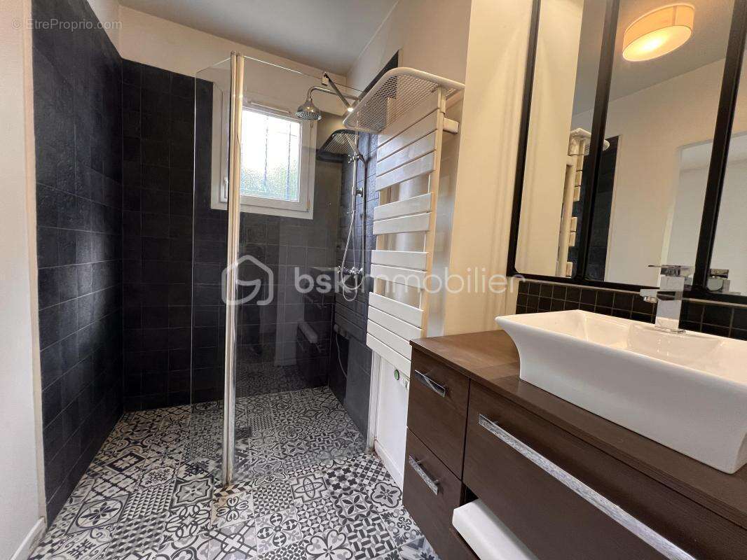 Maison à CORBEIL-ESSONNES