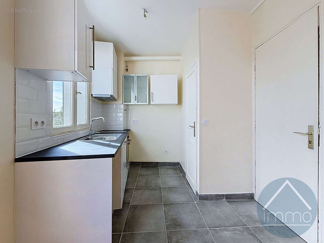 Appartement à COLOMBES