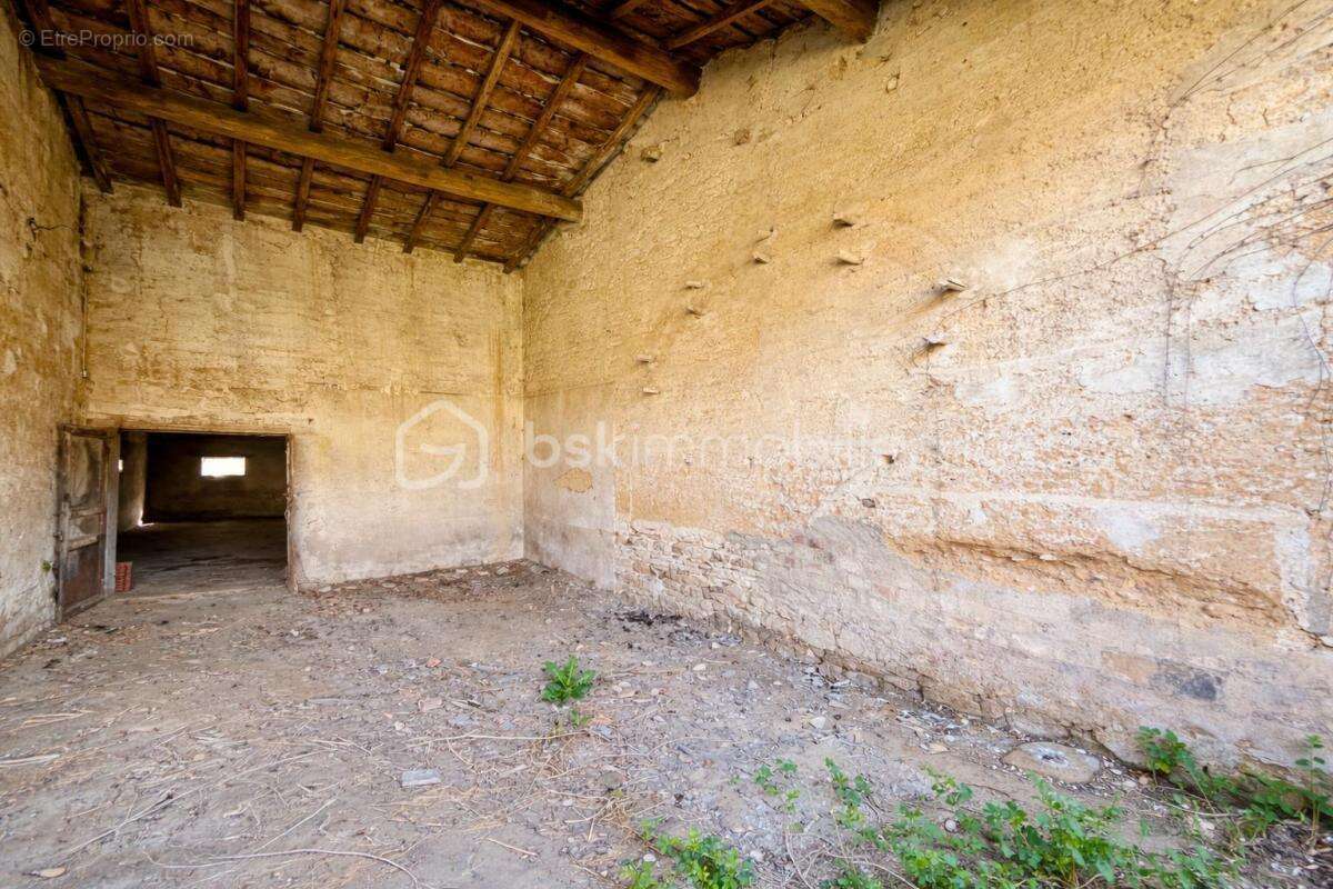 Maison à CRECHES-SUR-SAONE