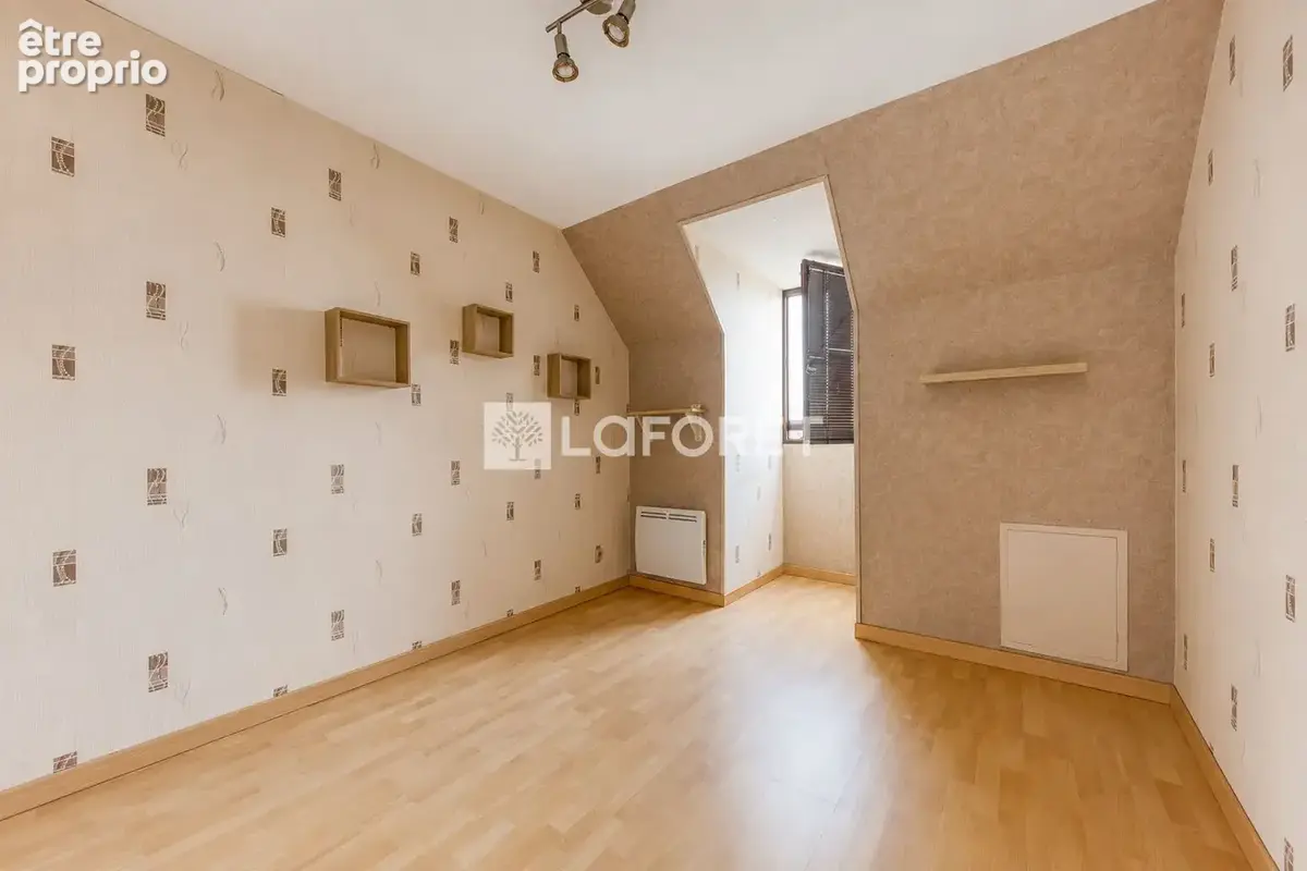 Maison Pontault Combault 5 pièce(s) 100.40 m2 - photo 6