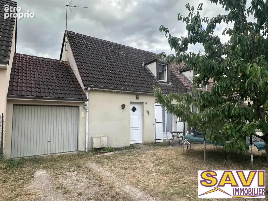 Maison à FERRIERES-EN-GATINAIS