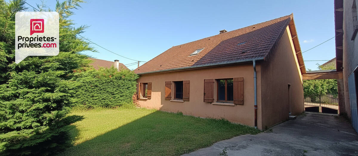 Maison à CONFLANS-SUR-LANTERNE